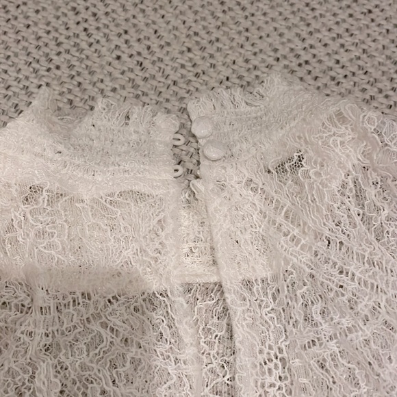 Cupcakes and cashmere lace blouse - Picture 2 of 4